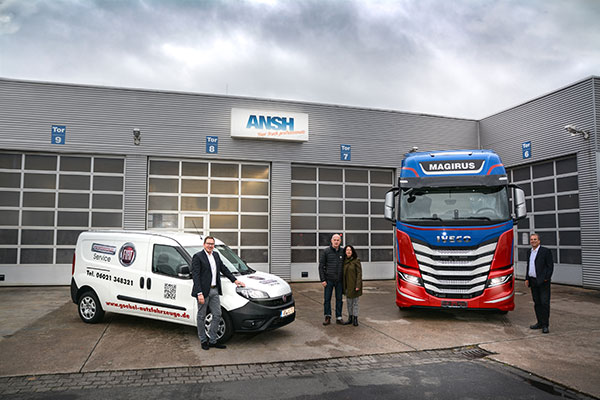 FIAT Professional-Transporter und IVECO-Truck