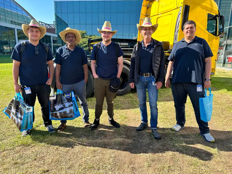 ANSH-Mitarbeiter auf der NUFAM Nutzfahrzeug Messe in Karlsruhe