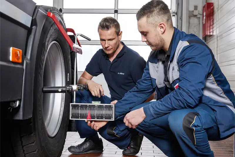 Reparatur und Wartung LKW